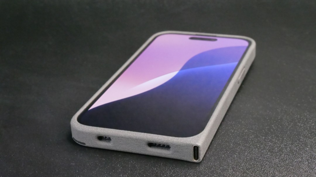 iPhone Gets USB-C via Ingenious Mod by Ken Pillonel